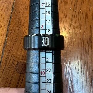 NEW MLB Detroit Tigers Ring